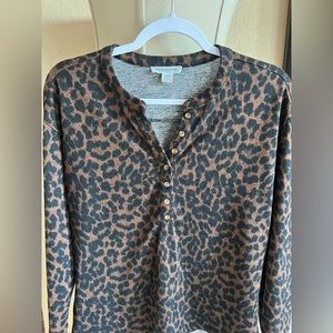Leopard long sleeve top